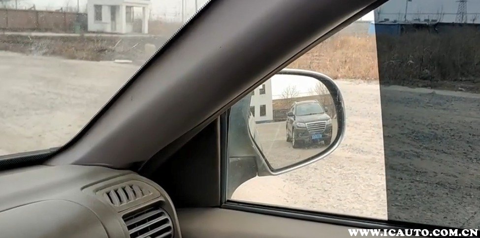 车内目测距离口诀，车距判断技巧图解9097