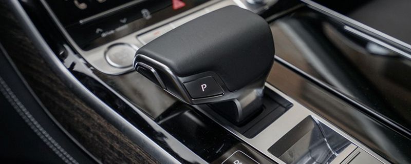 toyota是丰田哪款325