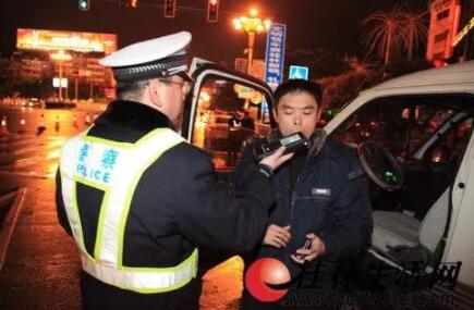 喝酒后多久才能开车不算酒驾7991