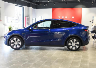 特斯拉modely 2022款价格，特斯拉modely落地价3252