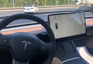 特斯拉model 3最新价格，特斯拉model 3落地价1066