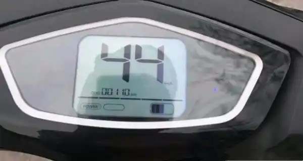 电动车有电但突然很慢怎么办6946