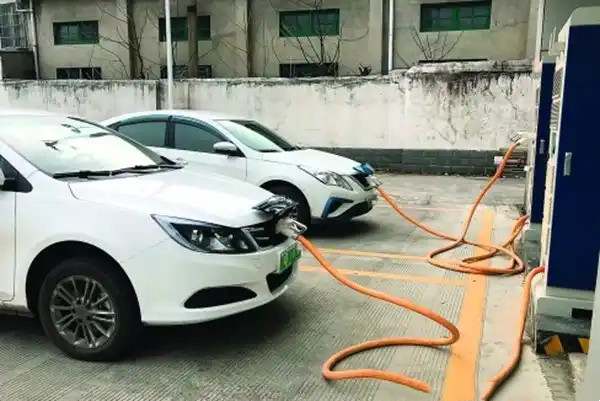 新能源汽车正确充电顺序7062
