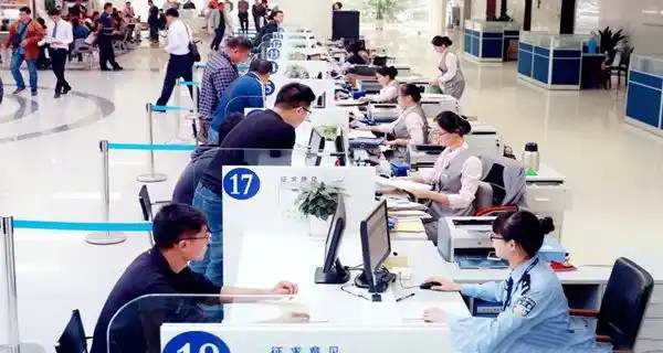 驾照忘记换证过期了多久会被注销9955